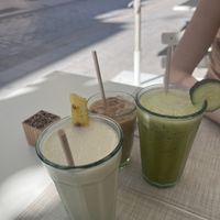 Selection of smoothies, iced coffees etc with alternative milk  at Biomio Brunch Ecológico in Sevilla
