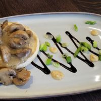 Garlic mushroom with balsamic glaze at The Sun Inn at Crook in Kendal