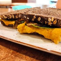 Spinach, hummus, mushroom sandwich. at Comarea in Lhospitalet De Llobregat