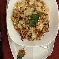 Pasta e Ceci garbanzo’s  at Ahora Si in Samara