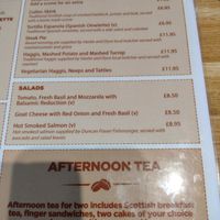 Hot meals and salad menu at Café de Paulo in Inverness