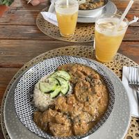 Vegan Stroganoff with soy meat at Pimpinelas Coffe Shop Vegetariano in Santa Cruz Madeira