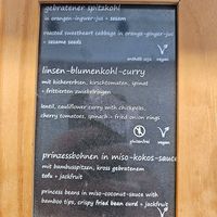 Everything described in great detail at Sattgrün - Flingern in Dusseldorf