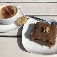 Cappuccino with oat milk & Carrot-Cinnamon-Cake at Sattgrün - Flingern in Dusseldorf