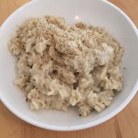 vegan mac n cheese at Christopher's Kitchen in Palm Beach Gardens