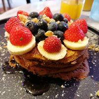 Vegan "Blue Bananas Stack". Absolutely delicious and super filling!! Unlimited maple syrup ;) at Blue Bananas in Groningen