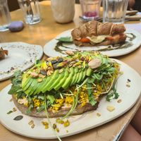 Vegan avocado toast at La Papa in Barcelona