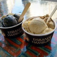 Licorice, snickers, caramel seasalt and espresso (all vegan) at Die Eisbande in Hamburg