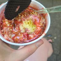 Leider keine vegane weiße Schokolade-Streusel... at Die Eisbande in Hamburg