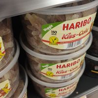 Vegane Colaflaschen at Naschkram Lagerverkauf in Kiel