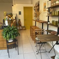 Indoor seating at Lifeboxtr in Kas