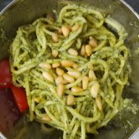 Pesto spaghetti at Loving Nature Fortunate Coffee Cafe in Central Singapore