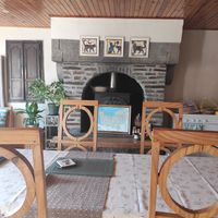 Dining room at Aux Colibris de Brenael in Hambye