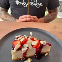 Vegan cheesecake at Sama Sama Veggie in Salou