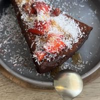 Tarta de chocolate y coco  at Sama Sama Veggie in Salou