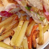 Bocadillo "pollo" vegetal (mi favorito) at Sama Sama Veggie in Salou
