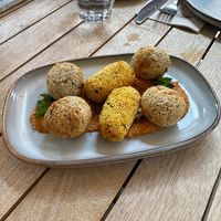 Surtido de croquetas at Sama Sama Veggie in Salou