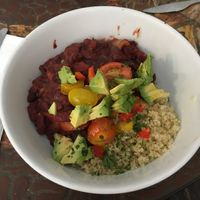 Chili beans over quinoa at bee-ORGANIC in Great Neck