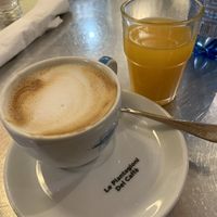 Oat milk cappuccino and freshly squeezed orange juice   at Ben Caffè in Florence
