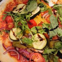 Pizza Végan at Le Loft in Saint-marcel