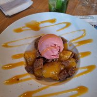 Dessert vegan abricot at Le Loft in Saint-marcel