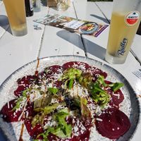 Rode bietencarpaccio at Breezze in Vierpolders