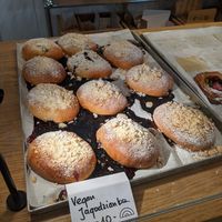 vegan options clearly labelled at Piekarnia DEJ in Warsaw