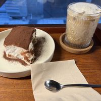   at Coffee Doga Heritage - Ehwa branch 커피도가 헤리티지 이화점 in Seoul