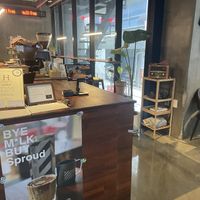   at Coffee Doga Heritage - Ehwa branch 커피도가 헤리티지 이화점 in Seoul