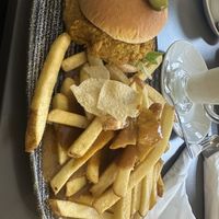 Indischer Kichererbsen Burger mit Curry Ponmes  at Archive Coffee in Orkney Islands