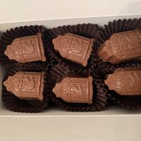 Vegan milk chocolate bonbons!  at De Chocolage in Bladel