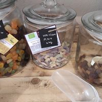 Vegan gummies at L'épicerie en vrac in Auray