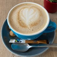 Delicious cappuccino with oat milk at Torve-Hallen.dk in Soenderborg