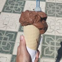 Helado grande de chocolate vegano 😋 at La Gelateria da Piero in Nerja