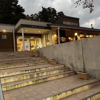 Entry on the right hand side of the building   at Mulberry - 山のパン屋 桑の実  in Hokuto