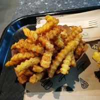 Pommes at VINCENT - Hauptbahnhof Hamburg in Hamburg