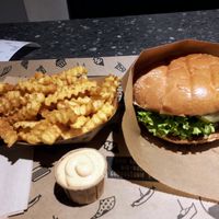 Beyond with cajun fries at VINCENT - Hauptbahnhof Hamburg in Hamburg