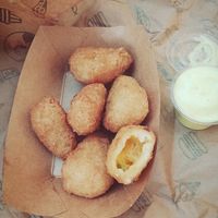 Chillicheese nuggets 🤤 at VINCENT - Hauptbahnhof Hamburg in Hamburg