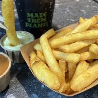 Fries with Monkey Nut dip & Vagoneesy dip  at VINCENT - Hauptbahnhof Hamburg in Hamburg