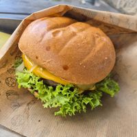 Double Cheezeburger at VINCENT - Hauptbahnhof Hamburg in Hamburg