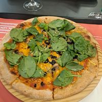 Vegan pizza at Mamma & Papa Pizzeria - Food Stand in Vila Nova De Gaia