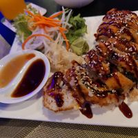 Fritiertes Sushi at Yumi Hotel Sushi Steaks & Friends in Kaisersesch