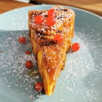 vegan cheese cake with biscoff topping at Glückskind in Rostock