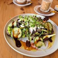 Stulle Erbsen Guarcamole at Glückskind in Rostock