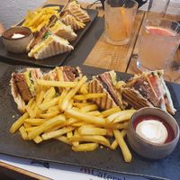 Vegan Sandwiches wichtig Pommes at Giorgos in Rhodes