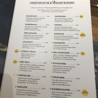 Page of the menu with vegetarian and vegan Burgers: Chee‘is vegan, Der Held, Trüffelfee, Panflöte, Frohnatur, Der Crunchige, Schatzinsel, Vegan BBQ, Räubertochter at Peter Pane in Cologne