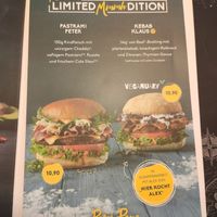 Veganuary burger at Peter Pane in Cologne