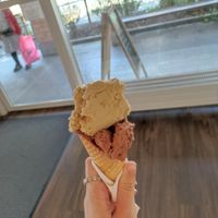 Chocolat- Almond, Pistaccio at iis-chue in Cham