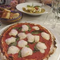Gluten free vegan pizza at Chicago Trattoria in Brussels