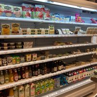 Loaddddssss of vegan options 💚 at Olive Well in Romford